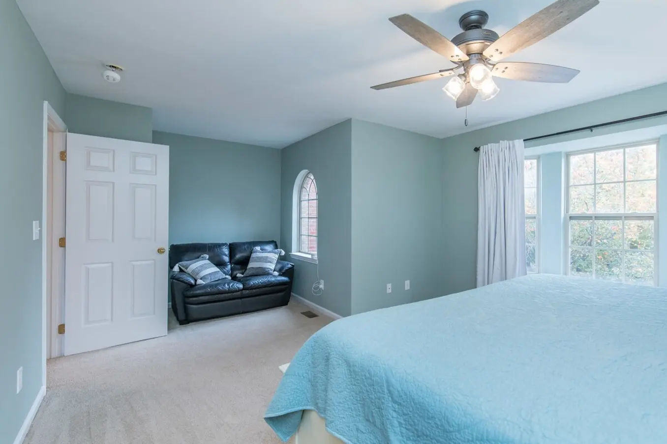 102f0ca1 5bb7 4810 9fa0 16119f77d7dd.jpg