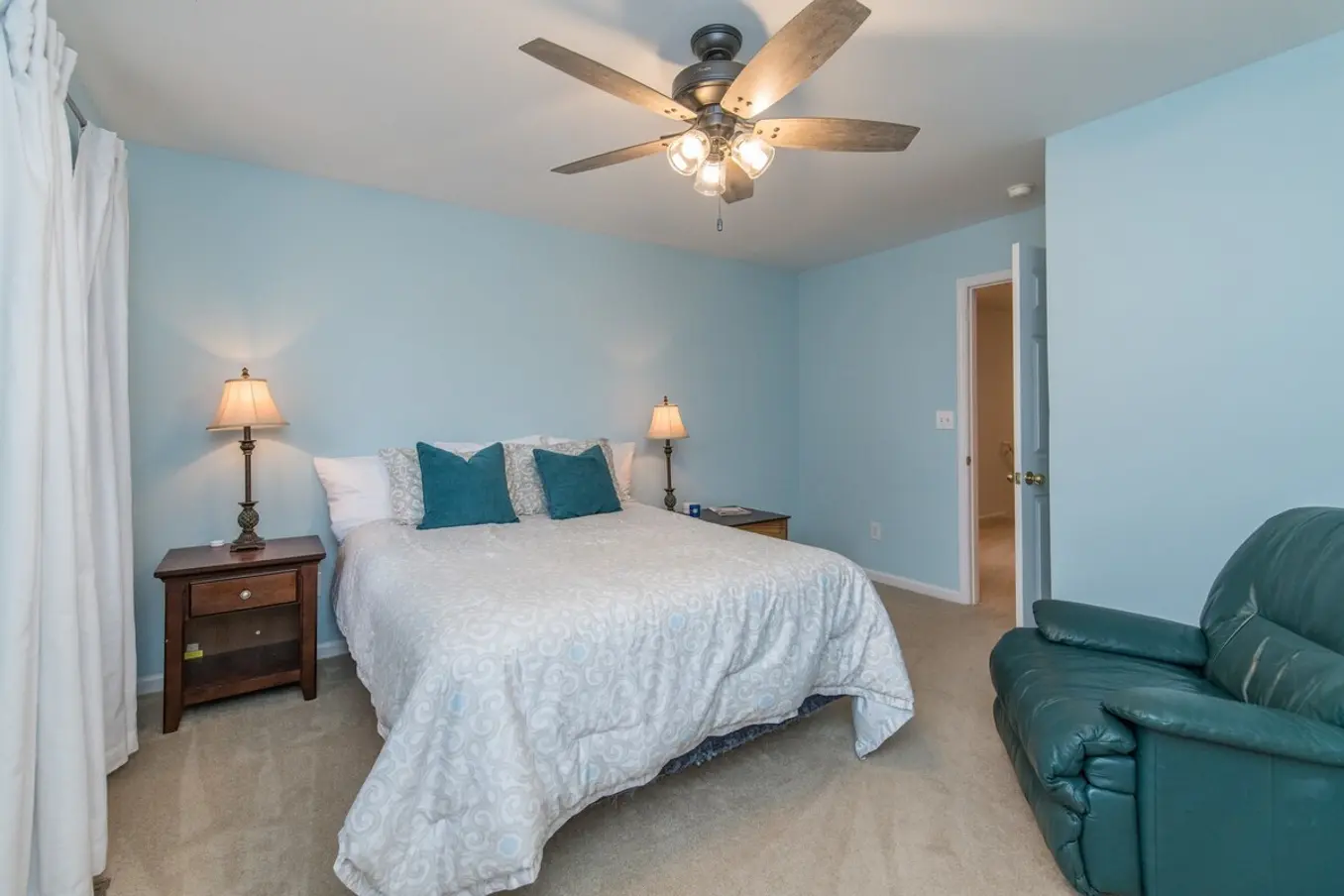 2f4ca35c 322e 4283 8f45 b51b9c3ada14.jpg