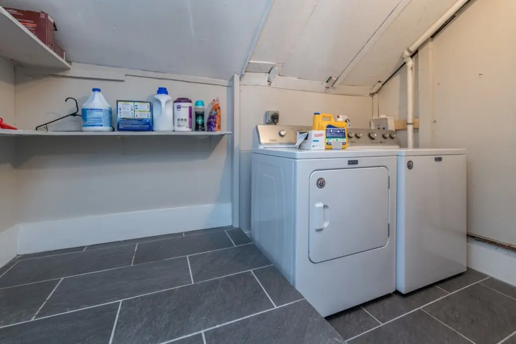 683beeec 2720 48e2 8c49 f10b0a702620.jpg