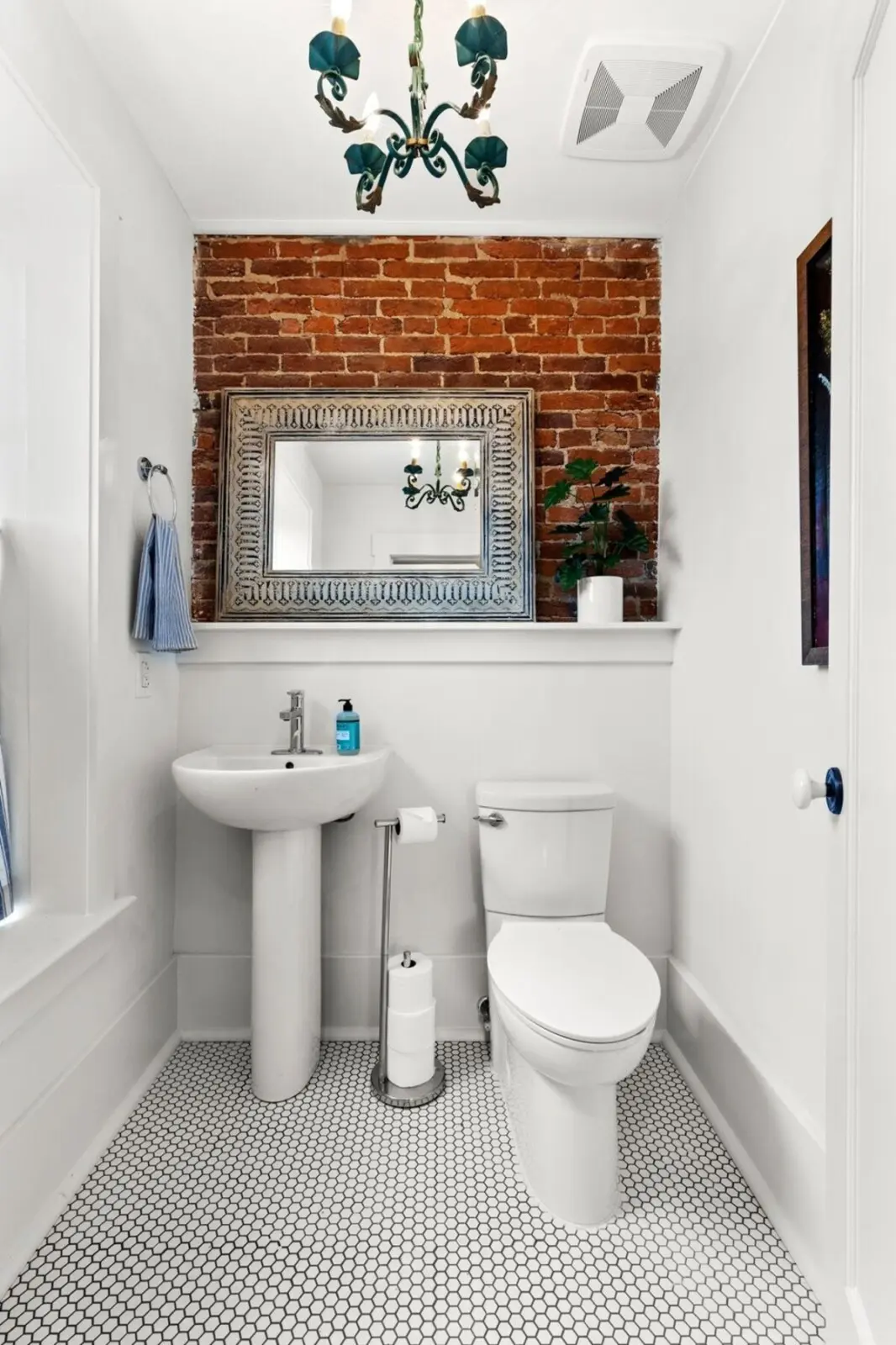 baf5ccfa 3195 4cef bc5d 48091772a680.jpg