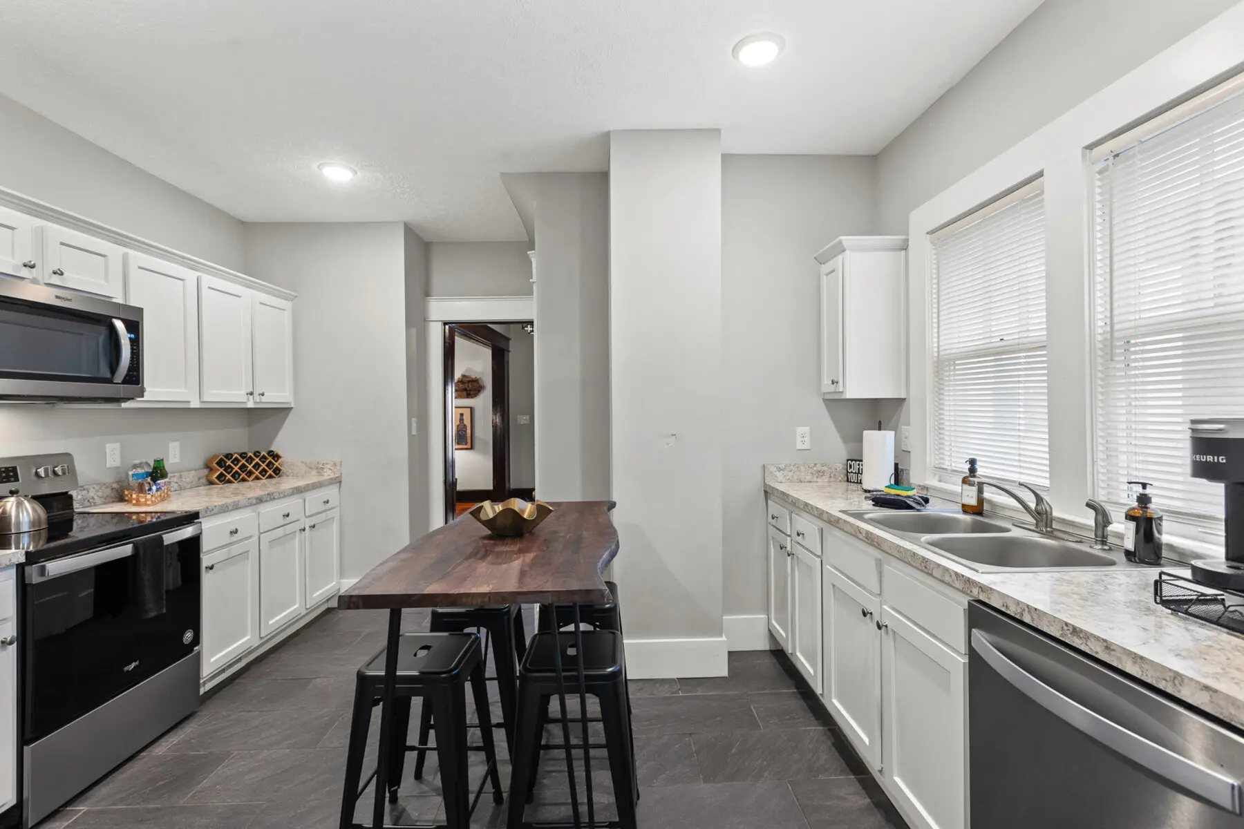 cf56377f 5e4e 4d60 b7f5 a2405c1813bf.jpg