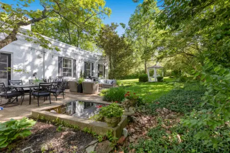 c135747a 6abb 42c6 b46f 0d7c32dcd700.jpg