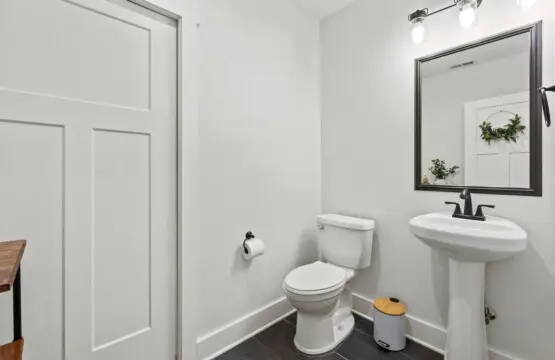0030eef5 d172 40ee b84c e10a153bd1a9.jpg