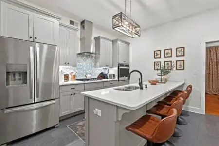 076fb86a 6750 4a82 8a5e b4ece8333767.jpg