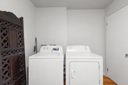 8a73293d 96e8 411f a04b 8d4f3979f7b4.jpg