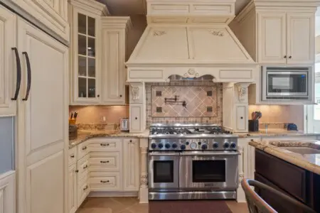 33344bc6 b4f1 4871 b27b 56007ce2bdc3