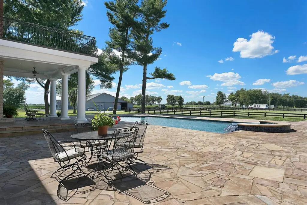 da99b8c5 3109 4269 844f 88a7e745262a