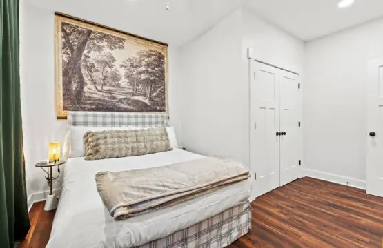 38c4d2c4 26ca 4e57 bed0 a3a6ec0e2844