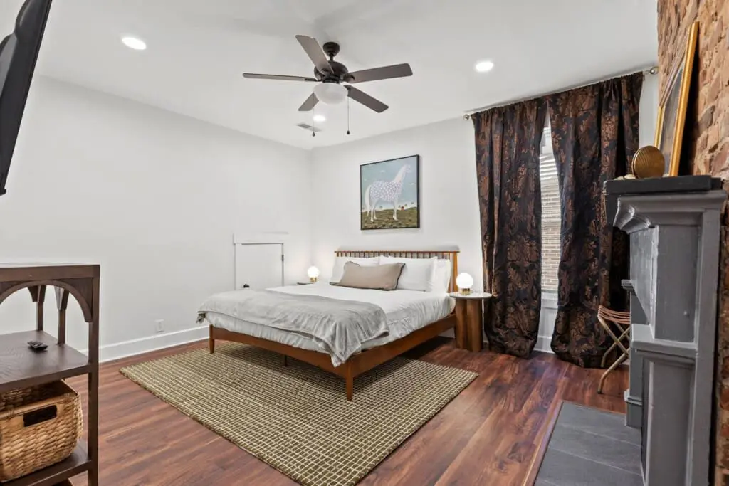 847d6a8d 4bf6 4c41 9910 ea370e9b7624