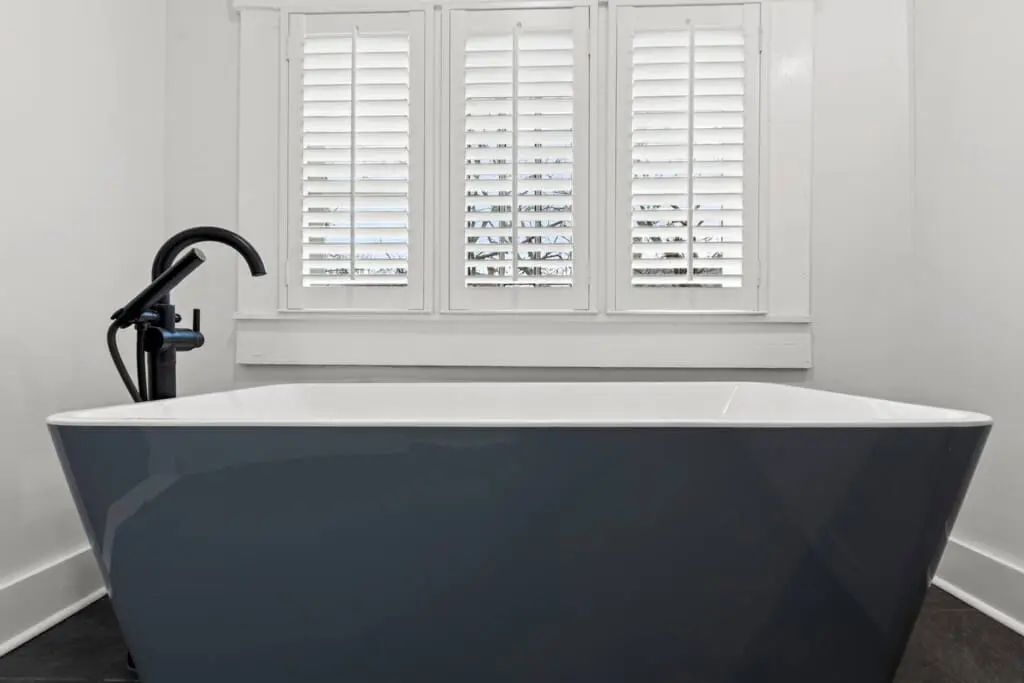 a8c632ba ea2c 4302 82b4 7509e8ec0188